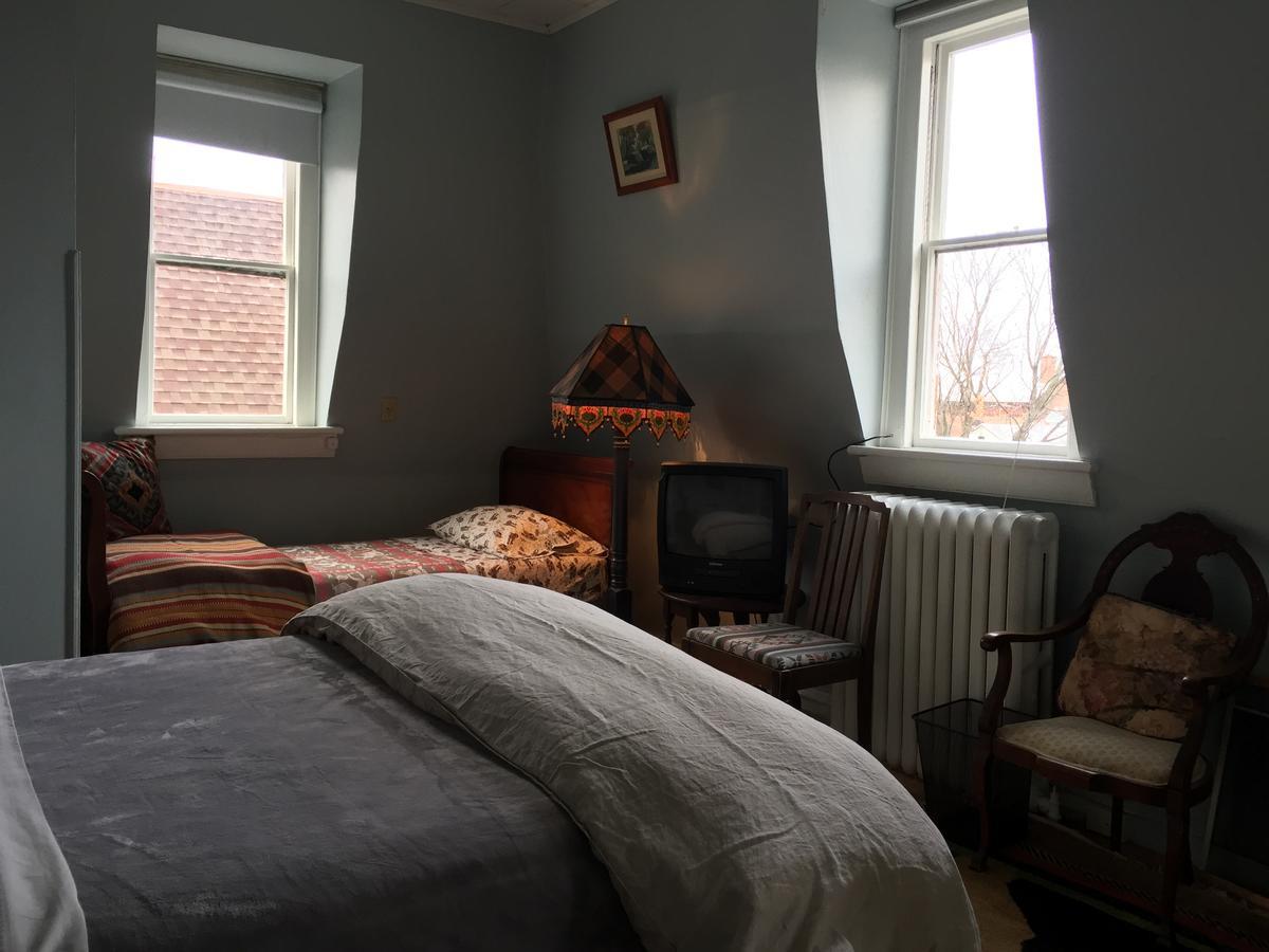 Hudson City Bed And Breakfast Екстер'єр фото