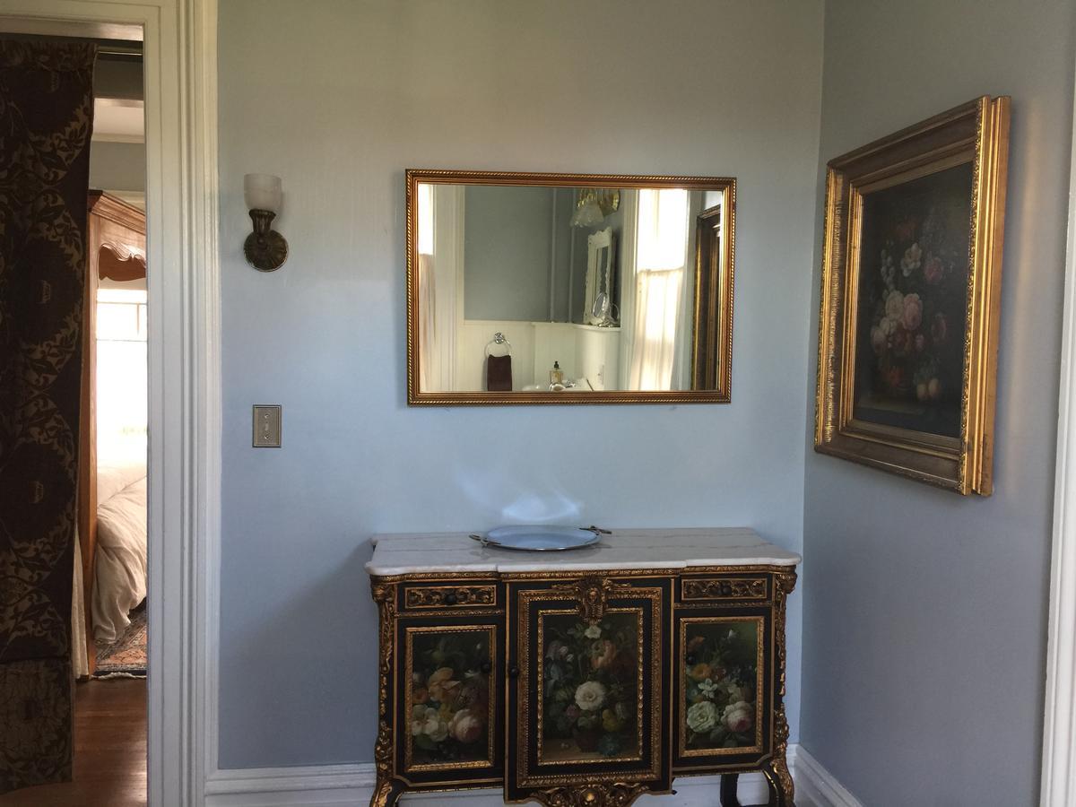Hudson City Bed And Breakfast Екстер'єр фото
